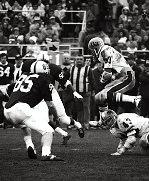 Pitt and Penn State played some epic games in the 1970s. The series will begin again in 2016.