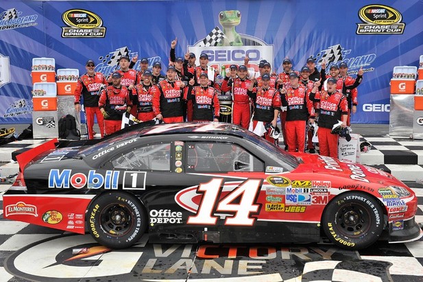 In the first 26 races, Tony Stewart went winless.  Now that the 2011 Chase for the Cup has begun, Stewart starts off his title hunt going 1 for 1.