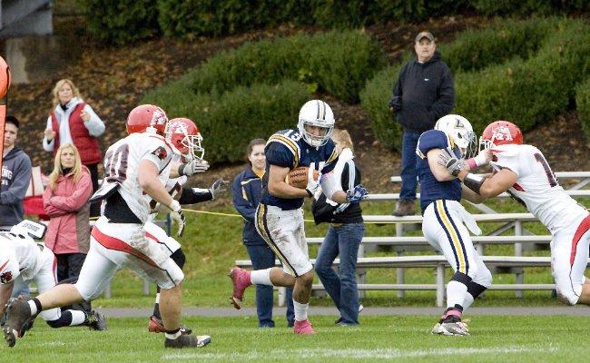 Clearfield grad Jarrin Campman scored two TDs for Lycoming last weekend (Photo courtesy Lycoming Athletic Dept.)