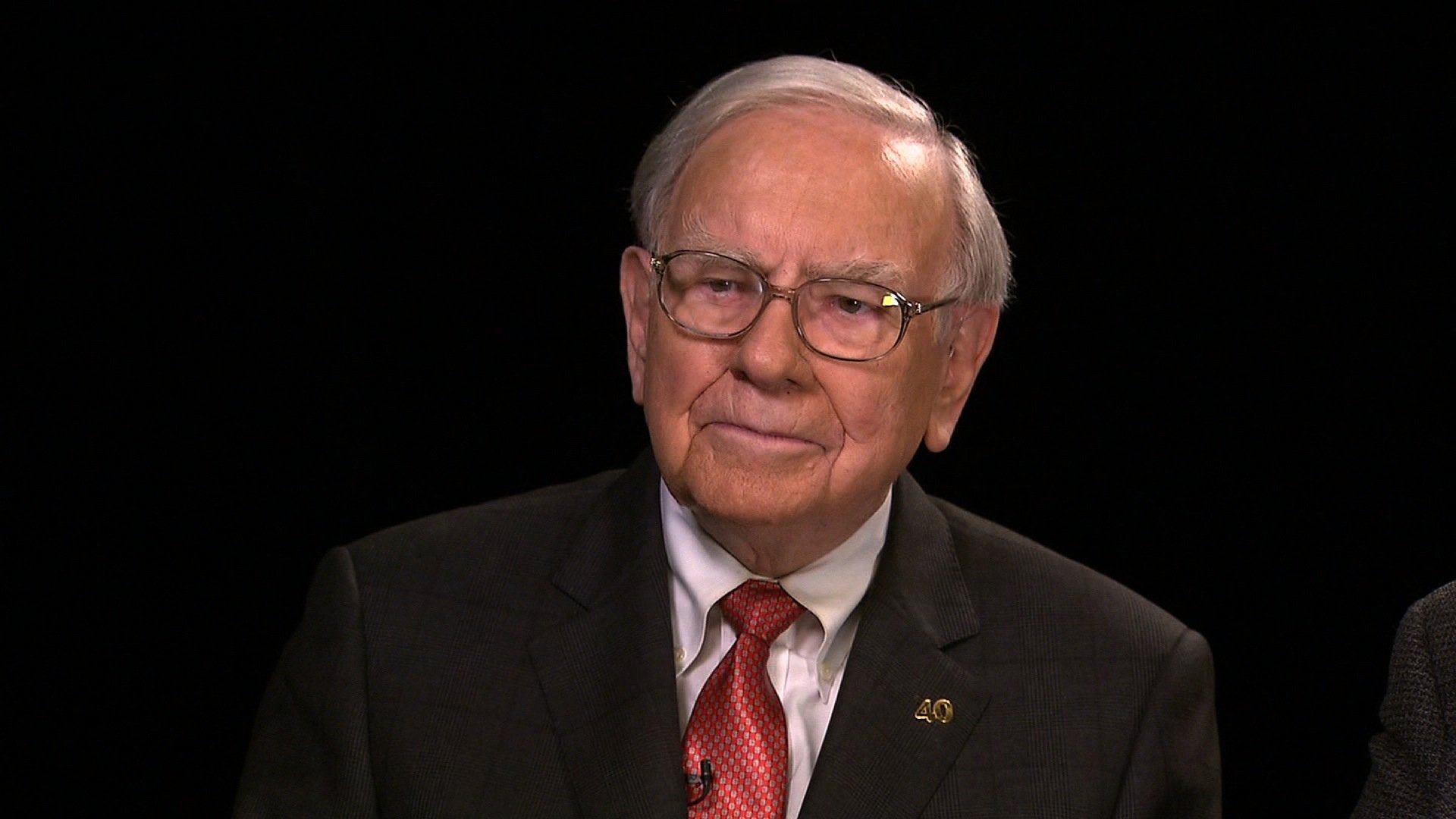 Warren Buffett is one of the richest men in the world. During an interview he offered opinions on Obamacare and the government shutdown.