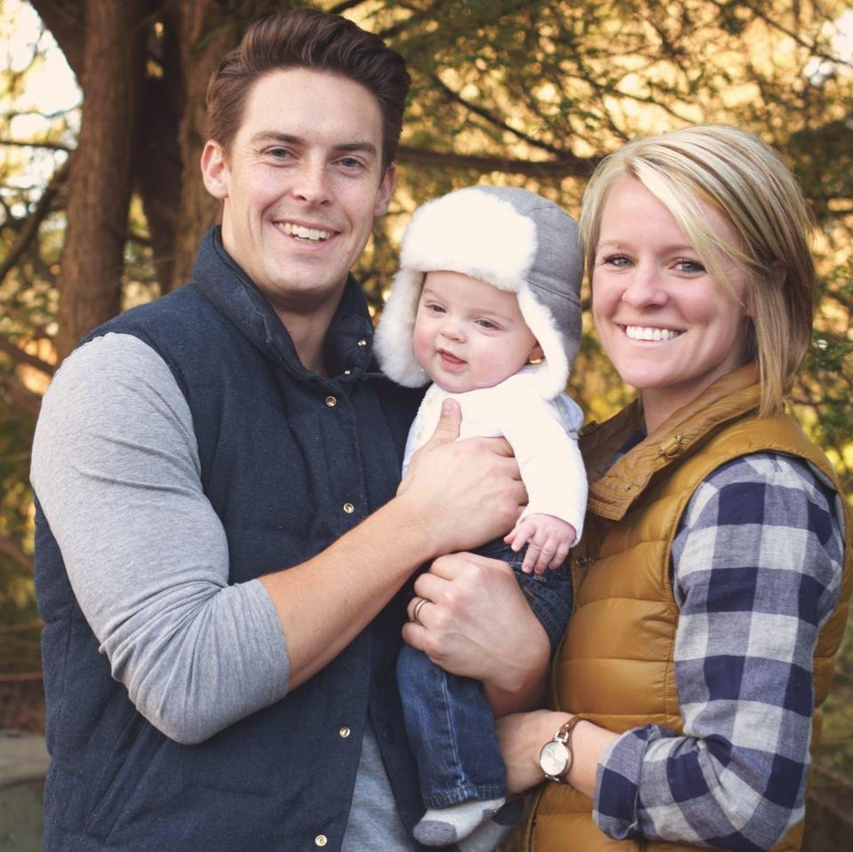 A young Indianapolis mom died on November 10, following a gunshot wound stemming from a home invasion. The woman, identified as Amanda Blackburn, was the wife of Resonate Church pastor Davey Blackburn.