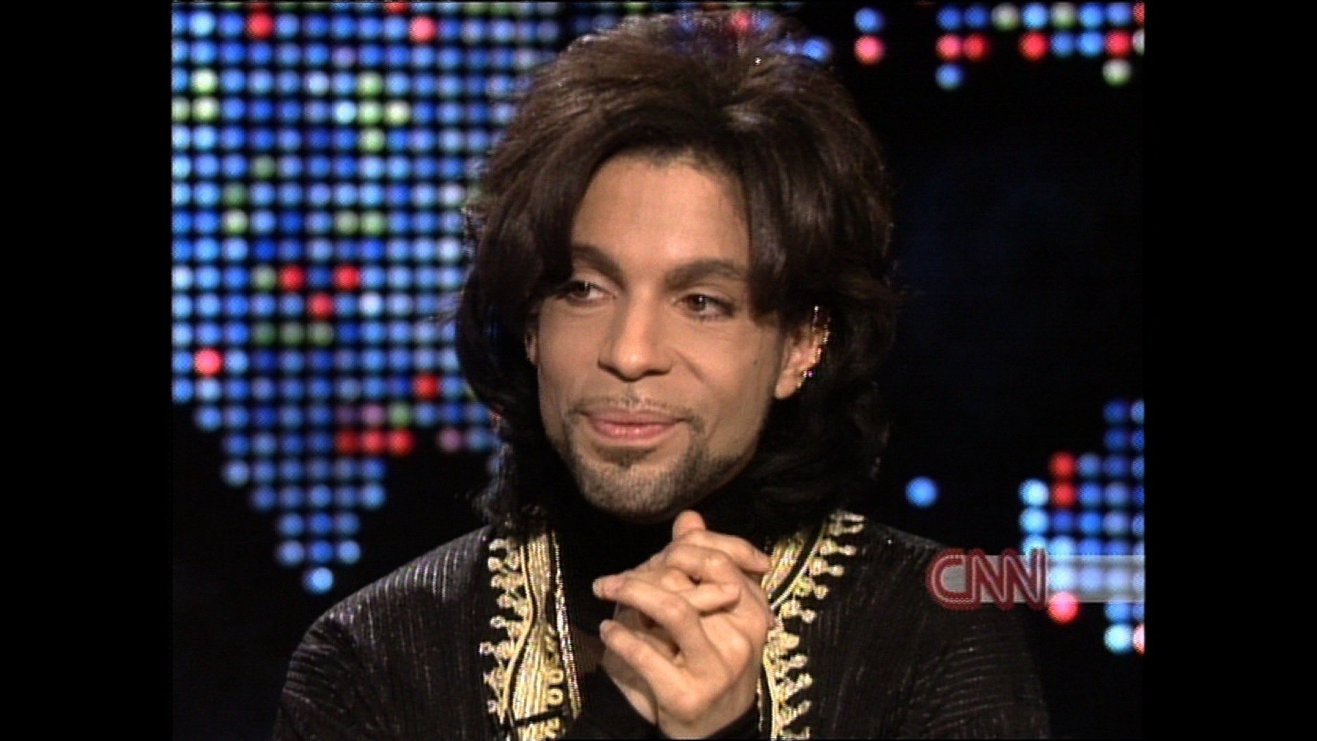 Musician Prince talks with Larry King.