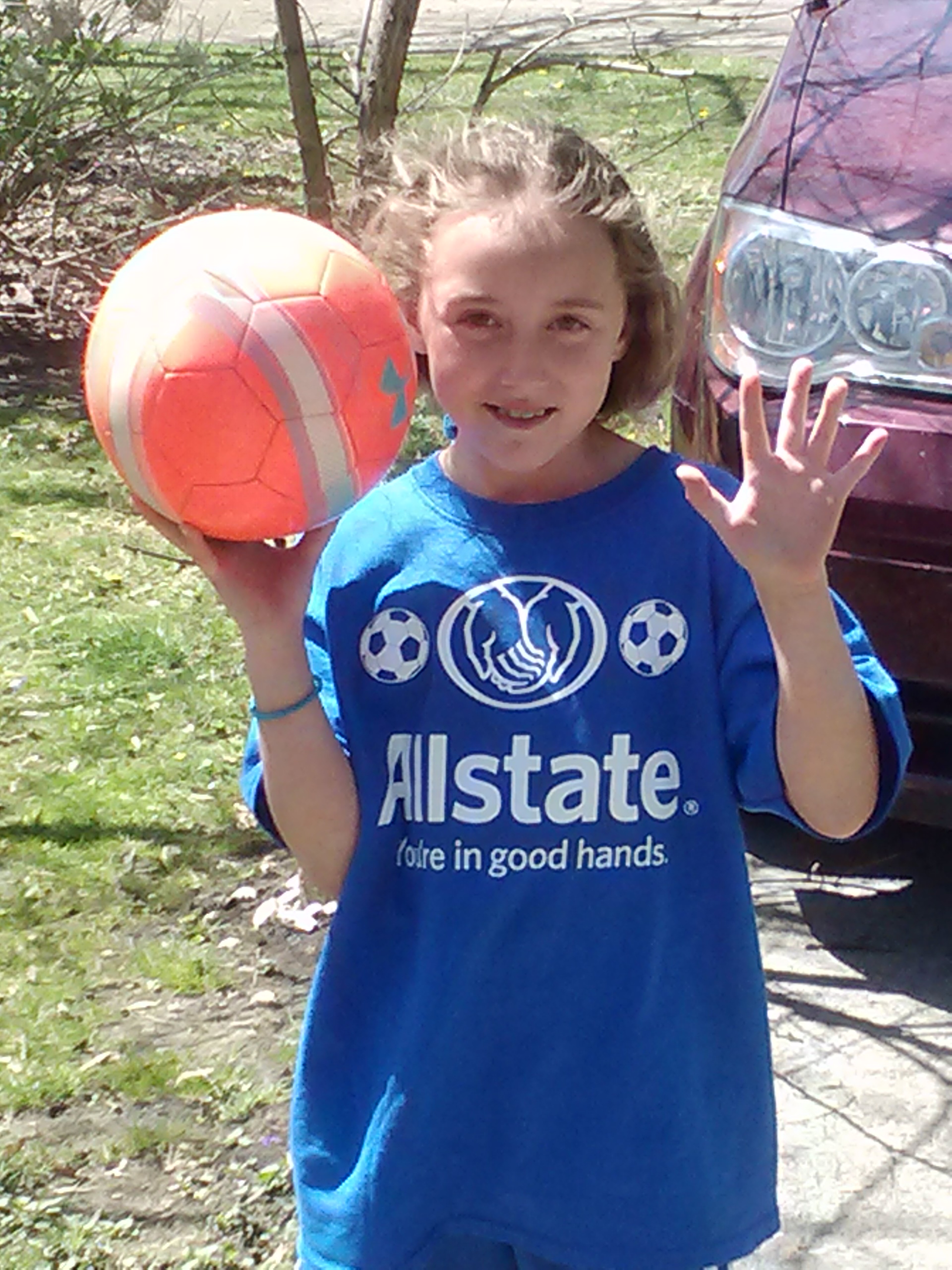 Eve Siegel scorted 5 goals for Allstate in u10 soccer action on Saturday
