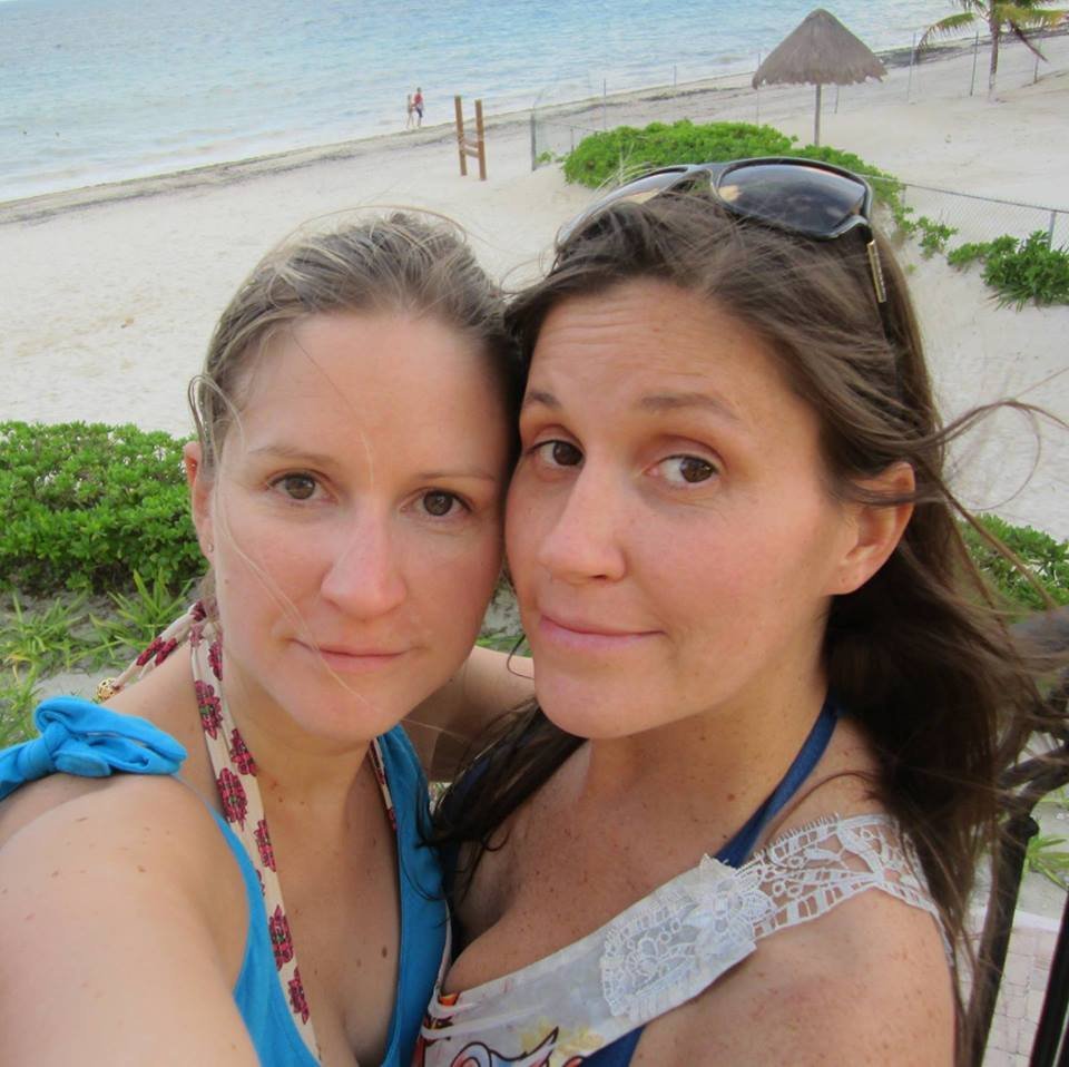 Two American sisters were found dead without any signs of injuries while vacationing in Seychelles this month, local authorities said.Resort management discovered Robin Korkki, 42, and her sister, Annie Korkki, 37, "unresponsive" in their villa on September 22, 2016 according to Seychelles police