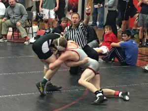 Senior Zane Morgan reached Saturday morning's quarterfinals at 160