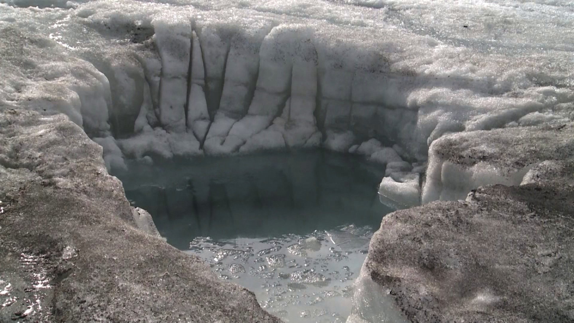 A Swiss couple who disappeared from their farm in the Alps during World War II have finally been found, 75 years later, mummified in a glacier. A worker found the frozen bodies of Marceline and Francine Dumoulin in mid-June during routine maintance.