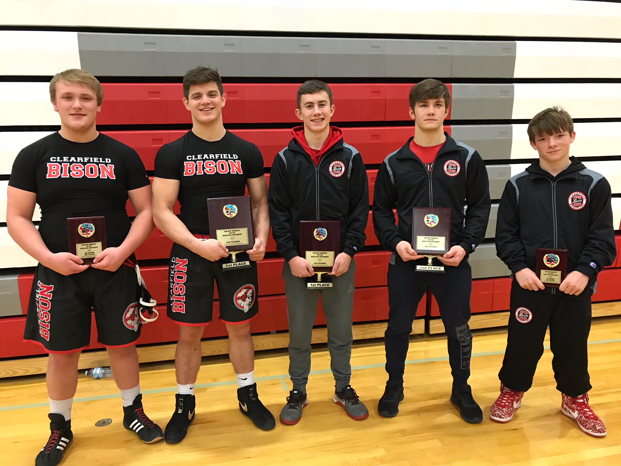 2017 Bison placewinners at the Top Hat Tourney (L-R: Avry Gisewhite, Luke McGonigal, Matt Ryan, Caleb Freeland,JT Thomas. Missing from photo - Angelo Maines)