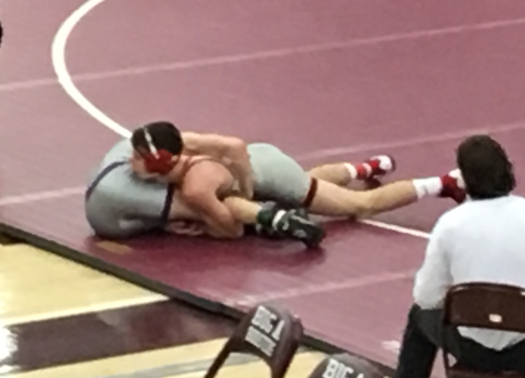 Matt Ryan scores his first takedown in this quarter-finals match. He used three takedowns to win 7-3.