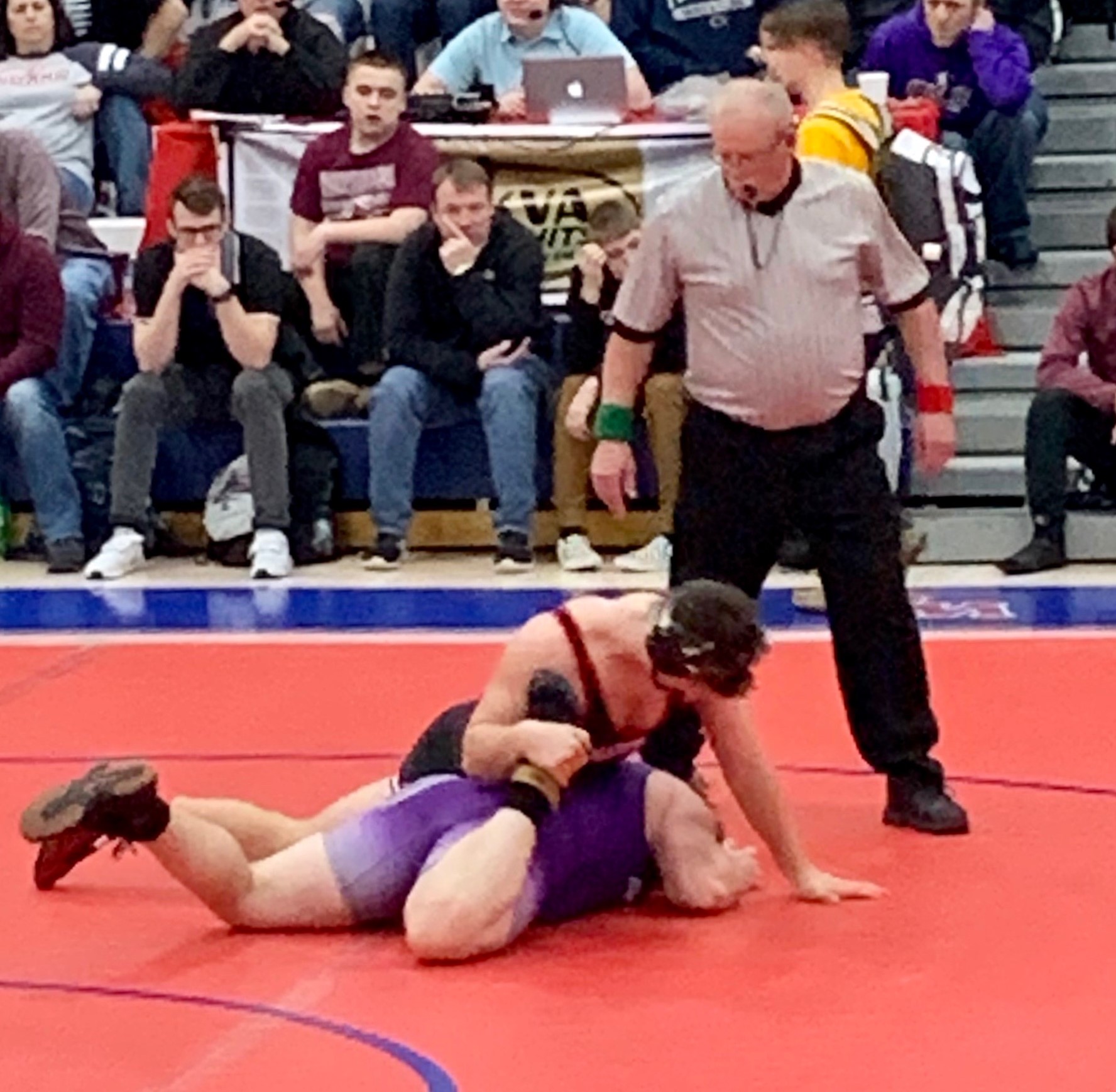 Oliver Billotte controls the action in winning his third place match