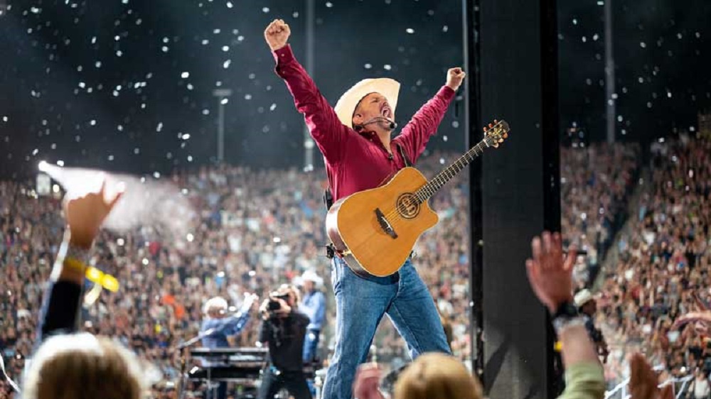 Garth Brooks (Photo is courtesy of artist’s official Web site)