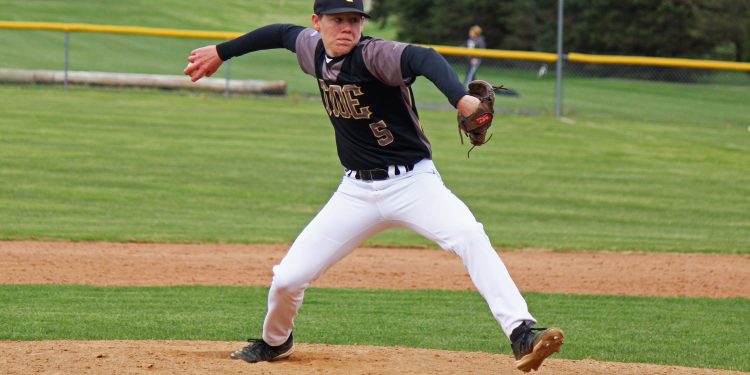 Tyler Lee hurls a pitch in the sixth inning in Curwensville's win over Brockway.