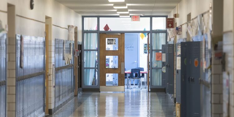 The hallway of a school in Pennsylvania.

Nate Smallwood / For Spotlight PA