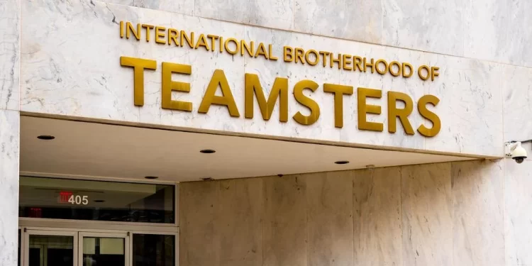 Sign of International Brotherhood of Teamsters at the entrance of its office in Washington

Shutterstock.com