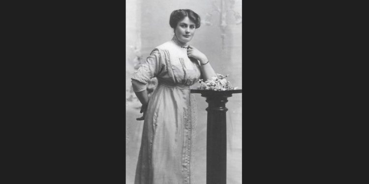 Alexandrina (Logie) Paterson - (1894 - 1965)