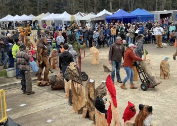 Chainsaw Carvers Rendezvous (Event page).