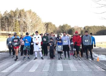 Contestants line up for last year’s Freeze Your Gizzard 5K during the Clearfield YMCA’ s WinterFest at Parker Dam State Park in Penfield. Regardless of the weather, the two-day event will be held on Saturday, Feb. 17 and Sunday, Feb. 18. (Photo courtesy of the Clearfield YMCA)