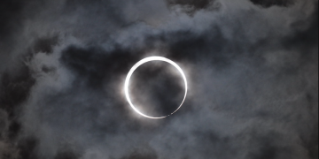 The ring of a solar eclipse.

Takeshi Kuboki / Flickr