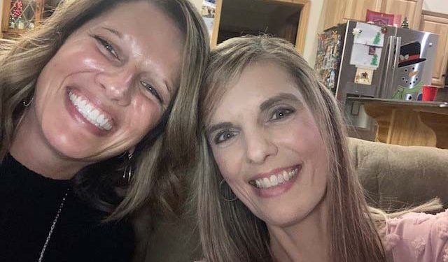 Sisters Abby Danko and Kelly Williamson, who share a breast cancer diagnosis, credit Dr. Kelley Smith with their recovery.