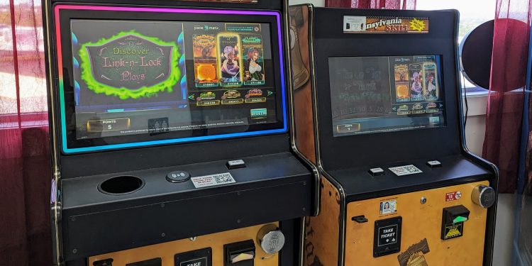 Pennsylvania skill game machine at a business near Harrisburg. Sarah Anne Hughes / Spotlight PA
