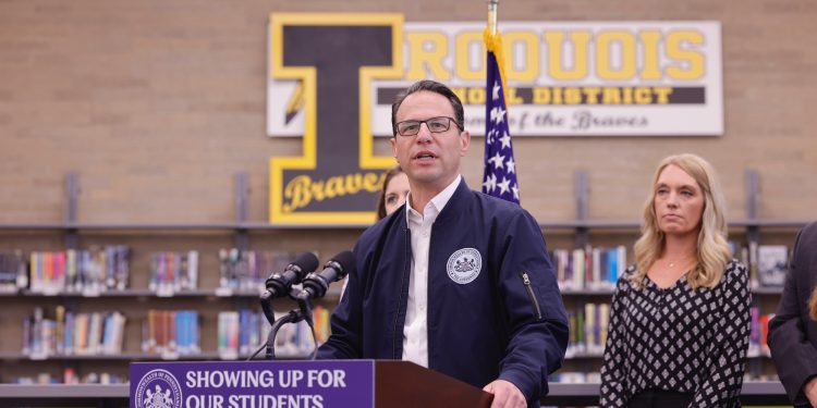 Governor Shapiro Hosts Roundtable Discussion on Mental Health with Students and Faculty, Highlights Proposed Budget Investments in PA Schools During Visit to Erie County Junior and Senior High School (Commonwealth Media Services).