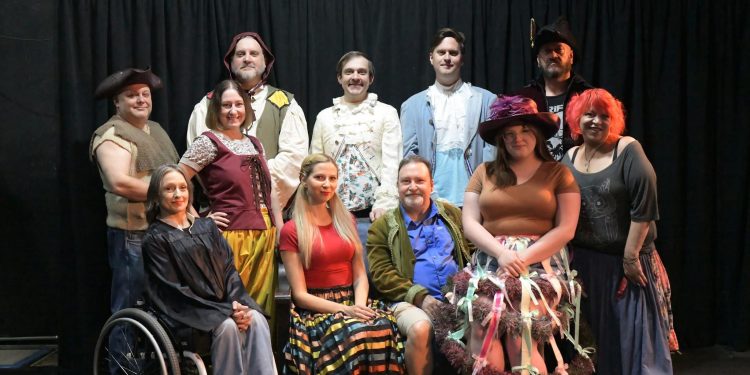 Cast of The Miser (Photo by Cassandra Baumgardner).