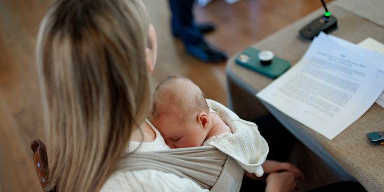 First Lady Lori Shapiro, in partnership with CODE PA, participates in a listening session with new moms.Commonwealth Media Services