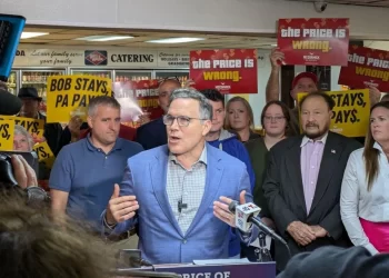 Republican Senate Candidate Dave McCormick speaks to a crowd of supporters at the Bensalem Farmers Market and Deli on September 25, 2024.

Anthony Hennen | The Center Square