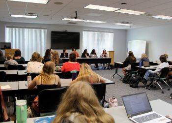 A full room of students at Penn State DuBois attend and listen to speakers during the HDFS internship panel held on Sept. 19.

Credit: Penn State