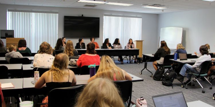 A full room of students at Penn State DuBois attend and listen to speakers during the HDFS internship panel held on Sept. 19.

Credit: Penn State